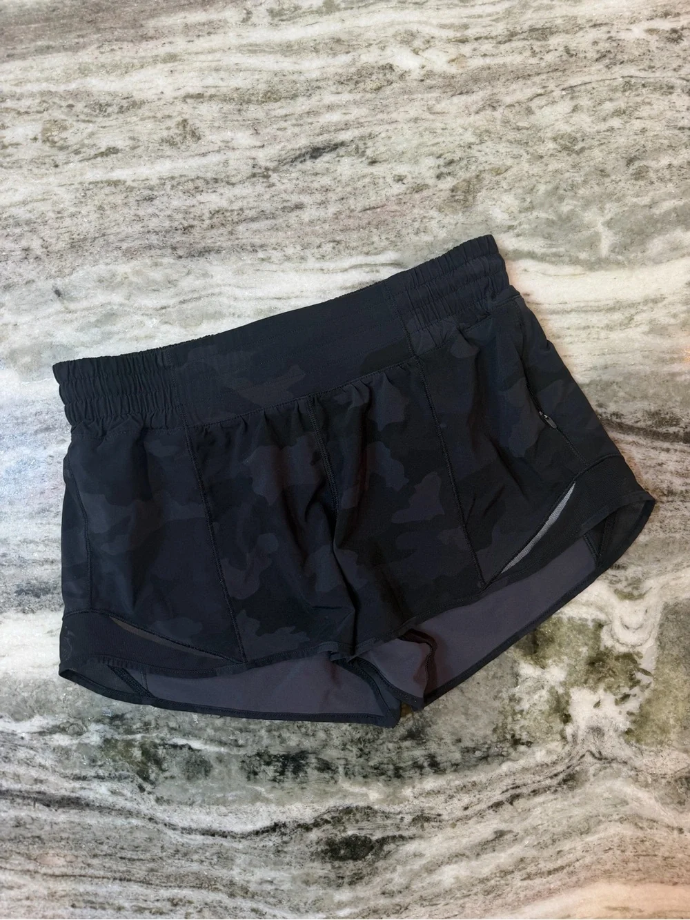 Lululemon Hotty Hot Shorts Black Camo